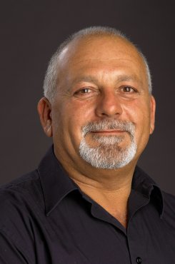 Zev Eleftheriou Zev Eleftheriou
